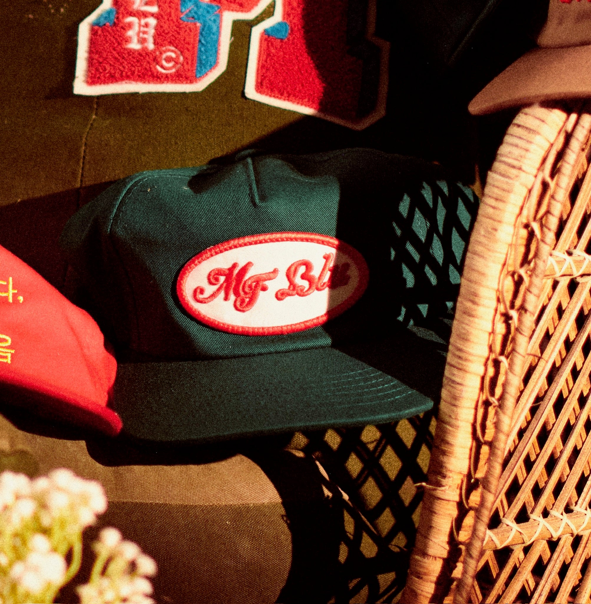 MFBLU©️Trucker